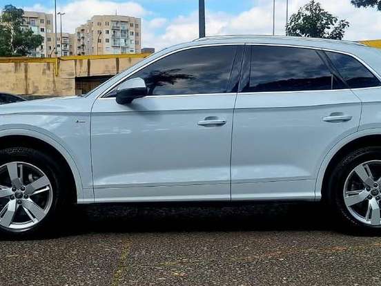 AUDI-Q5-2.0 TFSI GASOLINA S-LINE S TRONIC AUDI-Q5-2020