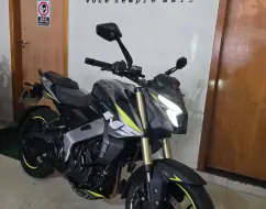 BAJAJ DOMINAR NS400Z BAJAJ DOMINAR NS400Z