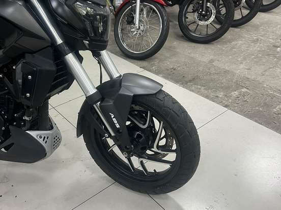 BAJAJ-DOMINAR 400 BAJAJ-DOMINAR 400-2025