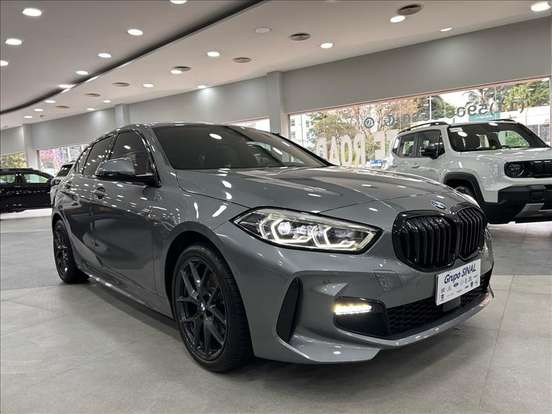 BMW-118i-2024
