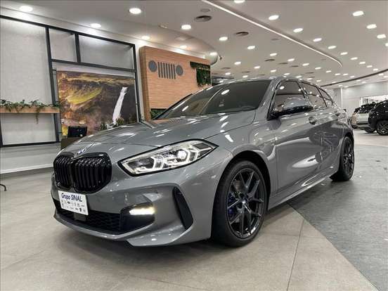 BMW-118i-1.5 12V GASOLINA M SPORT STEPTRONIC BMW-118i-2024