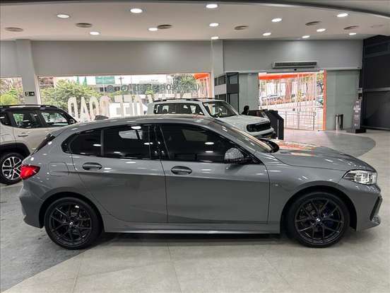 BMW-118i-2024