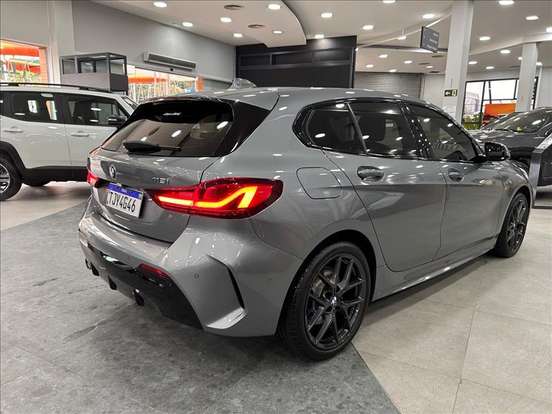 BMW-118i-2024