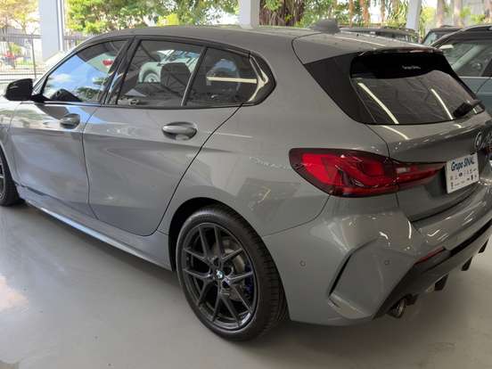 BMW-118i-1.5 12V GASOLINA M SPORT STEPTRONIC BMW-118i-2024