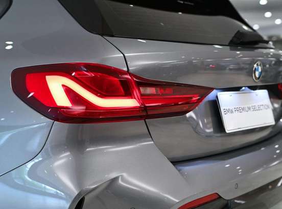 BMW-118i-2024