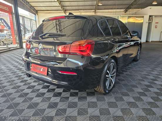 BMW-120i-2.0 16V GASOLINA SPORT 4P AUTOMÁTICO BMW-120i-2019