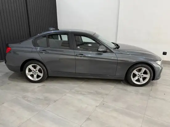 BMW-320i-2.0 16V TURBO ACTIVE FLEX 4P AUTOMÁTICO BMW-320i-2014