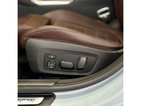 BMW-320i-2.0 16V TURBO FLEX M SPORT AUTOMÁTICO BMW-320i-2025
