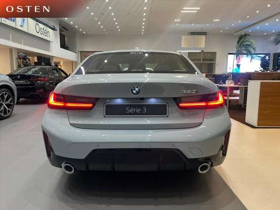 BMW-320i-2026