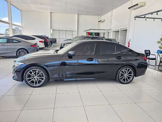 BMW-320i-2024