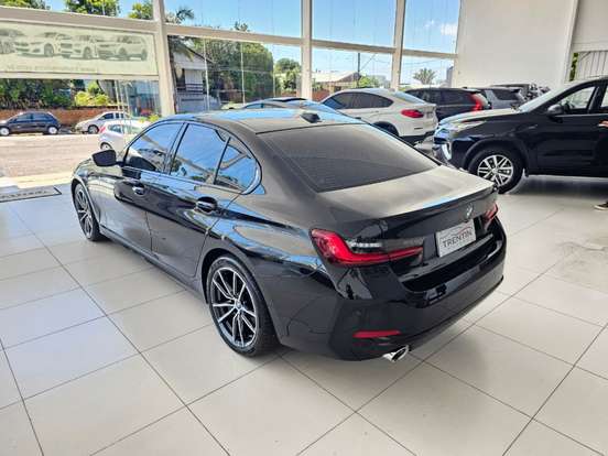 BMW-320i-2024