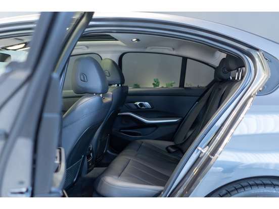 BMW-320i-2.0 16V TURBO GASOLINA GP AUTOMÁTICO BMW-320i-2020