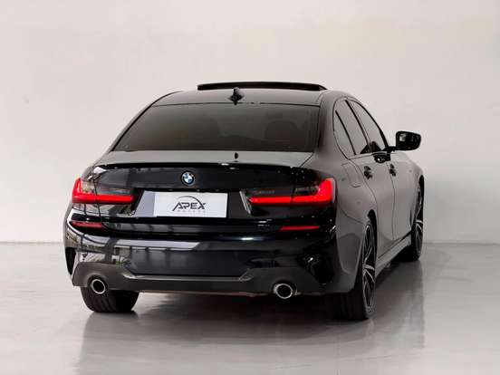 BMW-320i-2.0 16V TURBO GASOLINA M SPORT AUTOMÁTICO BMW-320i-2020