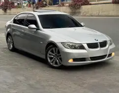 BMW 320i 2.0 TOP 16V GASOLINA 4P AUTOMÁTICO BMW 320i 2.0 TOP 16V GASOLINA 4P AUTOMÁTICO