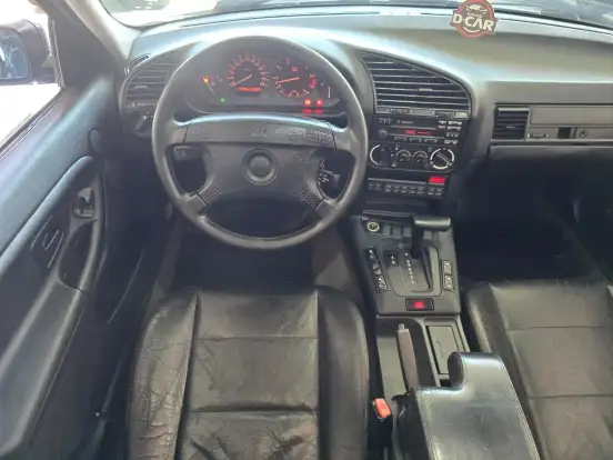 BMW-325i-1992
