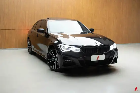 BMW-330e-2021