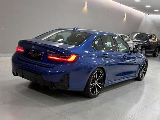 BMW-330e-2.0 16V TURBO HÍBRIDO M SPORT AUTOMÁTICO BMW-330e-2022