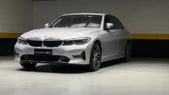 BMW-330i-2019