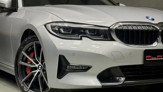 BMW-330i-2019