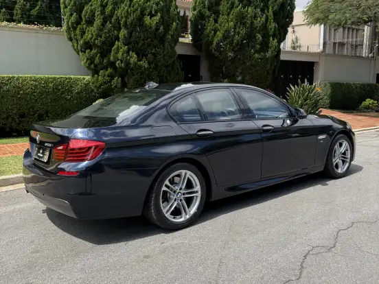 BMW-528i-2.0 M SPORT 16V GASOLINA 4P AUTOMÁTICO BMW-528i-2015