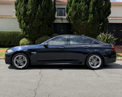 BMW-528i-2015