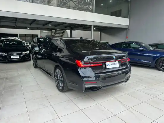 BMW-745Le-2020