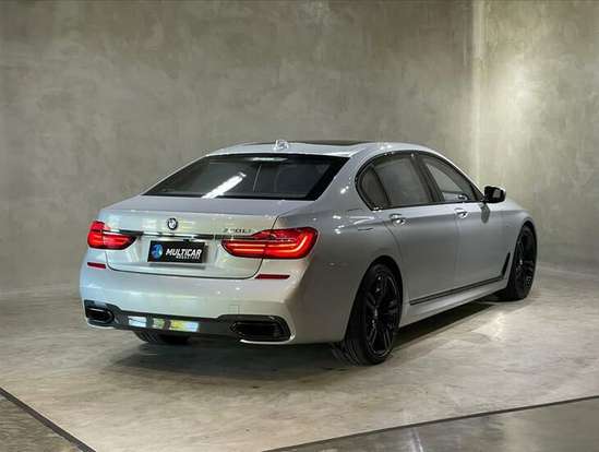 BMW-750Li-2016