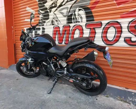 BMW-G 310 R-2023
