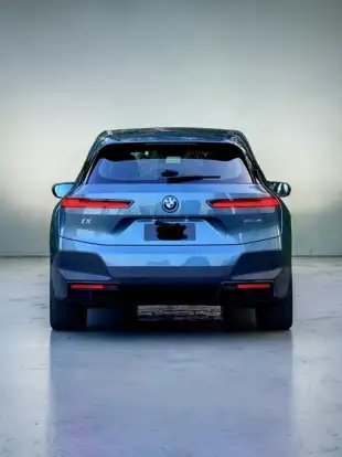 BMW-iX-2022