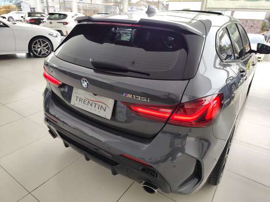 BMW-M 135i-2019