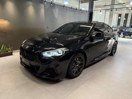 BMW-M 235i-2021