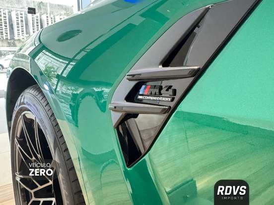BMW-M4-2025