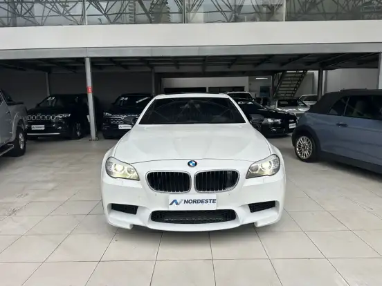 BMW-M5-4.4 V8 32V GASOLINA 4P AUTOMÁTICO BMW-M5-2012