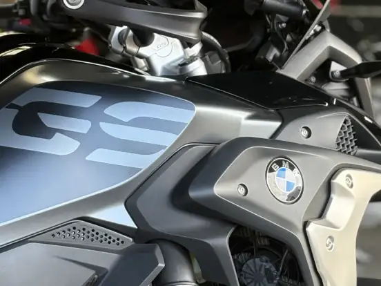 BMW-R 1250 GS PREMIUM TRIPLE BLACK BMW-R 1250 GS PREMIUM TRIPLE BLACK-2022