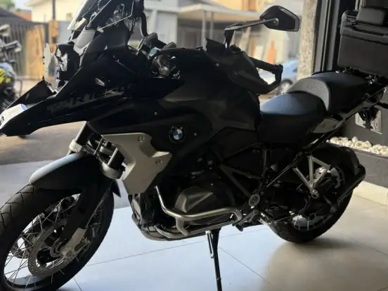BMW-R 1250 GS PREMIUM TRIPLE BLACK BMW-R 1250 GS PREMIUM TRIPLE BLACK-2022