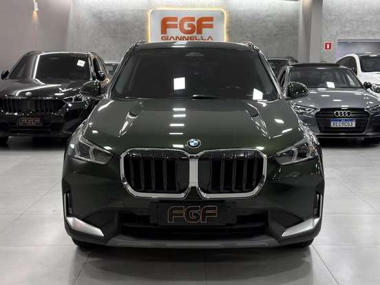 BMW-X1-2022