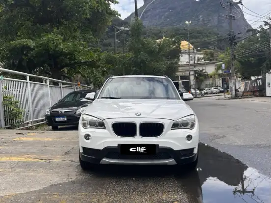 BMW-X1-2.0 16V GASOLINA SDRIVE18I 4P AUTOMÁTICO BMW-X1-2013