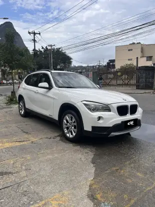 BMW-X1-2013