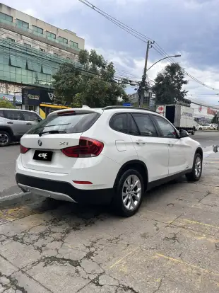 BMW-X1-2.0 16V GASOLINA SDRIVE18I 4P AUTOMÁTICO BMW-X1-2013