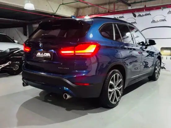 BMW-X1-2.0 16V TURBO ACTIVEFLEX SDRIVE20I GP 4P AUTOMÁTICO BMW-X1-2022