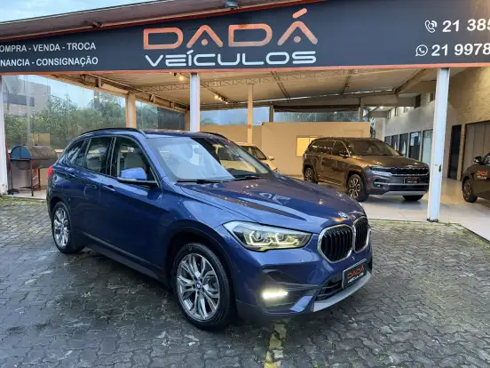 BMW-X1-2021