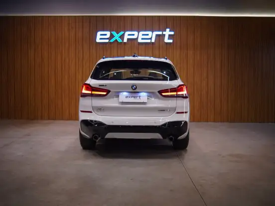 BMW-X1-2.0 16V TURBO ACTIVEFLEX SDRIVE20I M SPORT 4P AUTOMÁTICO BMW-X1-2021