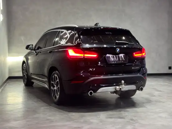 BMW-X1-2.0 16V TURBO ACTIVEFLEX SDRIVE20I X-LINE 4P AUTOMÁTICO BMW-X1-2020