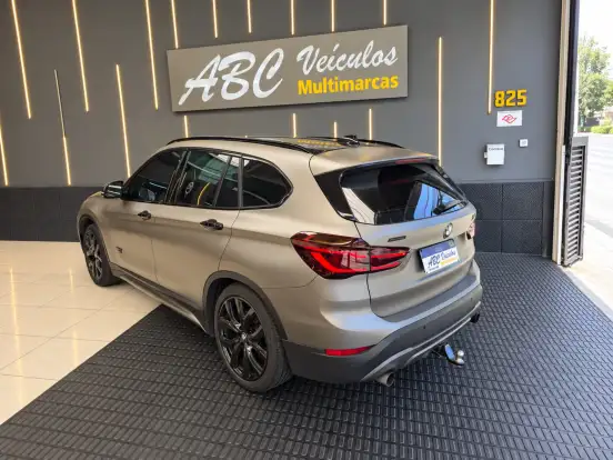 BMW-X1-2.0 16V TURBO ACTIVEFLEX XDRIVE25I SPORT 4P AUTOMÁTICO BMW-X1-2017
