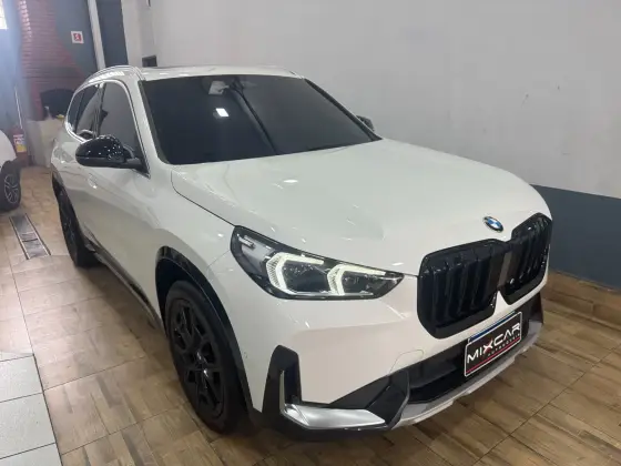 BMW X1 2.0 16V TURBO GASOLINA SDRIVE20I X-LINE STEPTRONIC