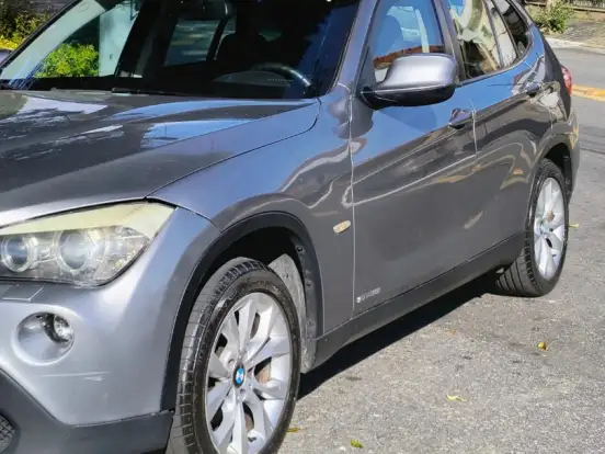 BMW-X1-2.0 18I S-DRIVE 4X2 16V GASOLINA 4P AUTOMÁTICO BMW-X1-2010