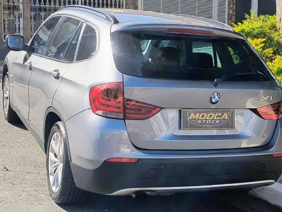 BMW-X1-2.0 18I S-DRIVE 4X2 16V GASOLINA 4P AUTOMÁTICO BMW-X1-2010