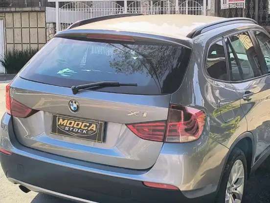 BMW-X1-2.0 18I S-DRIVE 4X2 16V GASOLINA 4P AUTOMÁTICO BMW-X1-2010