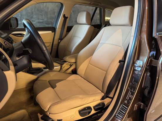 BMW-X1-2.0 16V GASOLINA SDRIVE18I 4P AUTOMÁTICO BMW-X1-2011