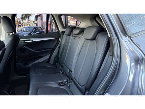 BMW-X1-2.0 16V TURBO ACTIVEFLEX SDRIVE20I 4P AUTOMÁTICO BMW-X1-2017